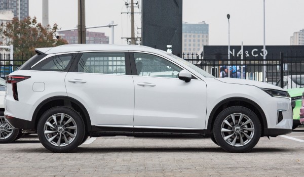 東風日產(chǎn)啟辰星多少錢一輛 新車12萬一輛(分期首付3萬)