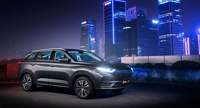 長安歐尚x7plus價格2021款自動擋，緊湊型SUV預售價7.99萬-13.59萬元