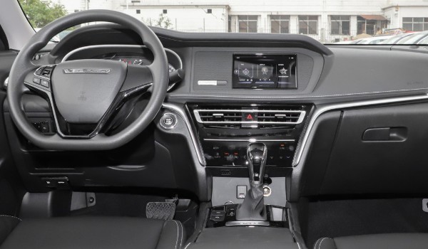 啟辰t90油耗大約多少 百公里油耗8.5L(一公里消耗6毛錢(qián))