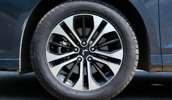 凱捷的輪胎是什么牌子的 阿特拉斯品牌(靜音效果好)