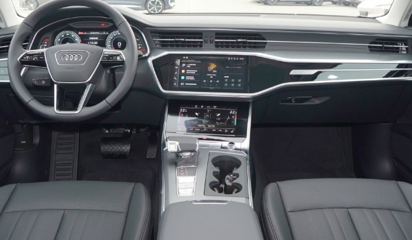 奧迪a6多少錢(qián) 新車(chē)售價(jià)46萬(wàn)(分期首付13萬(wàn))