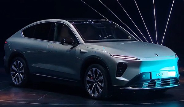 蔚來(lái)ec7配置參數(shù)如何 車長(zhǎng)4.9米(續(xù)航可達(dá)635km)