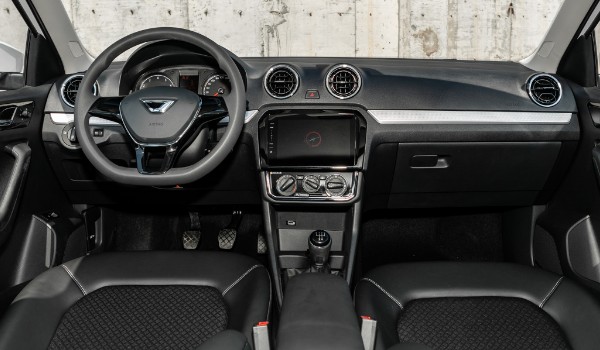 捷達(dá)va3安全性怎么樣 主動安全配置齊全(搭載6個氣囊)