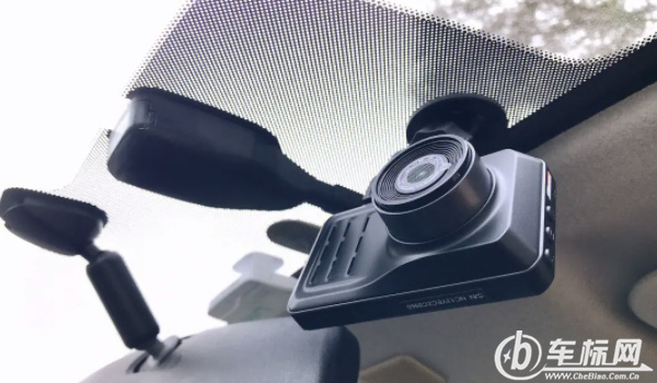 行車記錄儀哪個(gè)牌子好 飛利浦、鐵將軍、凌度三個(gè)品牌效果好