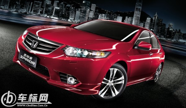 思鉑睿和思域哪個好 思鉑睿動力更強(qiáng)(車長4.8米)