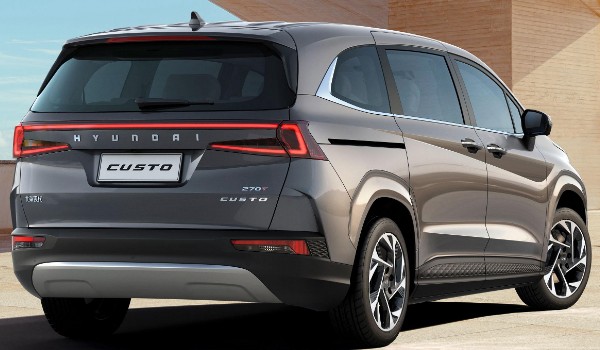 嘉際和庫斯途哪個值得入手 庫斯途動力更強(qiáng)(車長4.9米)