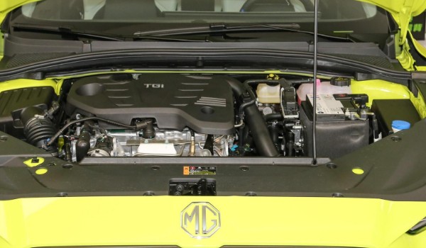 mg5天蝎座這款車怎么樣 油耗實(shí)測8L(馬力可達(dá)181匹)