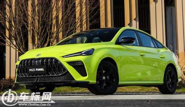 mg5天蝎座和影豹哪個(gè)好 天蝎座動(dòng)力強(qiáng)(影豹軸距2736mm)