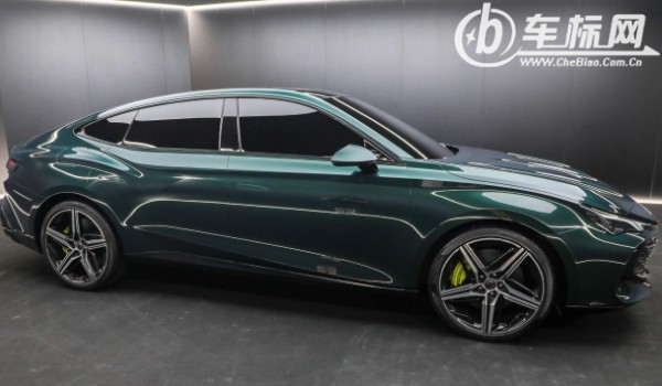 名爵mg7這款車怎么樣 油耗實(shí)測7.6L(馬力可達(dá)261匹)