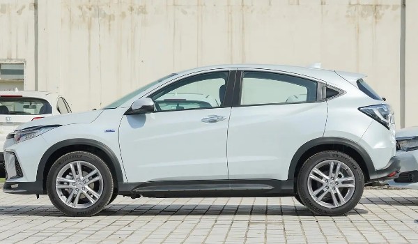 本田ve1分期首付多少錢 分期首付3萬(wàn)(36期月供2629元)