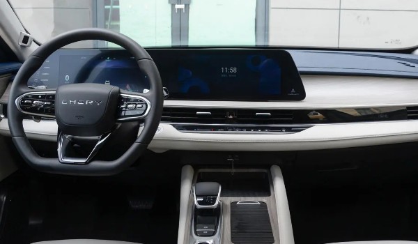 艾瑞澤8安全性能好嗎 主動(dòng)安全配置齊全(搭載10個(gè)氣囊)