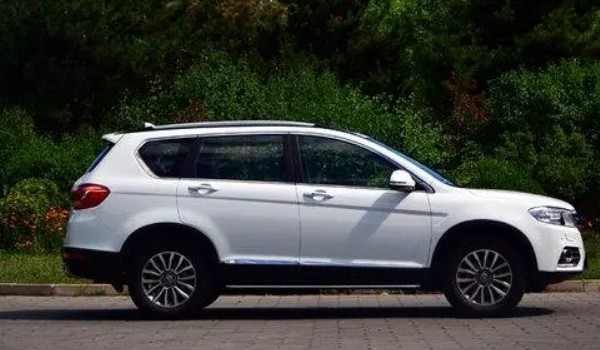 五菱星辰和哈弗m6哪個(gè)值得買(mǎi) 哈弗m6動(dòng)力更強(qiáng)(車(chē)長(zhǎng)4.6米)