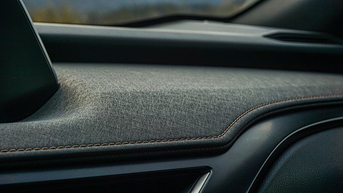 換個(gè)角度的選擇 雷克薩斯UX300e評(píng)測(cè)