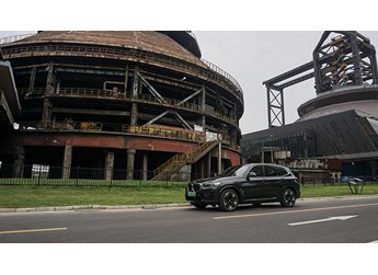 駕駛感依舊很純正 試駕純電動(dòng)寶馬iX3