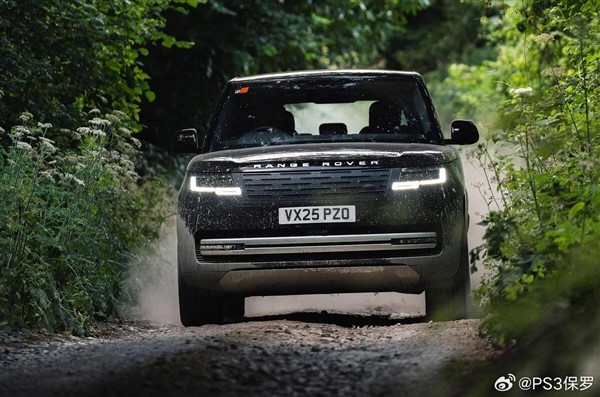 思路對(duì)了！純電路虎攬勝實(shí)車公布：和燃油版看不出什么區(qū)別