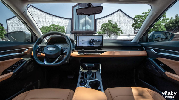 燃油車香起來了！吉利怒掀價格戰(zhàn)：新帝豪卷出新高度