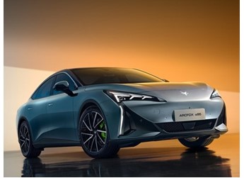 極狐阿爾法S5更多信息公布 麋鹿測試成績?yōu)?2.8km/h