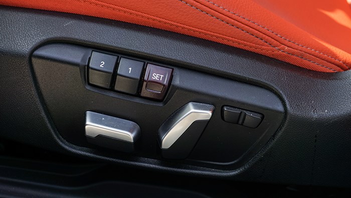 入門(mén)級(jí)好選擇 試駕寶馬1系125iM運(yùn)動(dòng)曜夜版