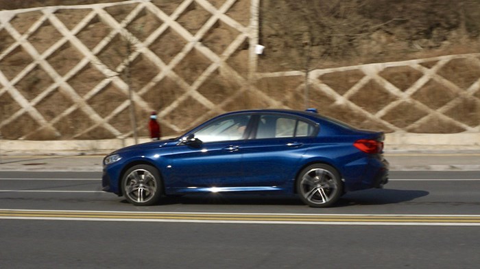 入門(mén)級(jí)好選擇 試駕寶馬1系125iM運(yùn)動(dòng)曜夜版