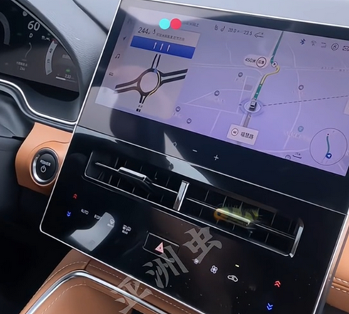 20萬級你會選嗎！新款豐田亞洲龍實(shí)車曝光：換裝大屏內(nèi)飾