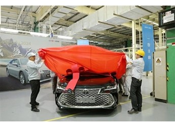 20萬級還香嗎 新款豐田亞洲龍下線：取消物理按鍵內(nèi)飾大革新