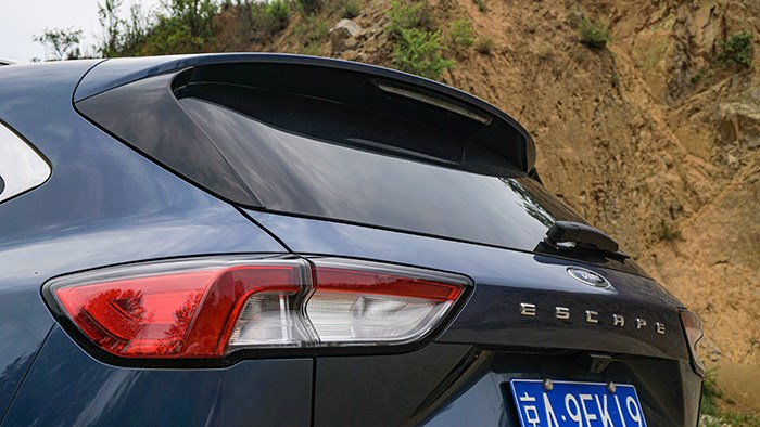 各項表現(xiàn)均衡 試駕長安福特銳際 2.0T