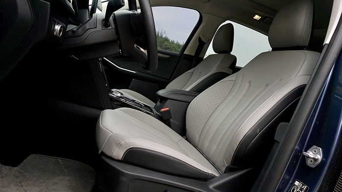 各項表現(xiàn)均衡 試駕長安福特銳際 2.0T