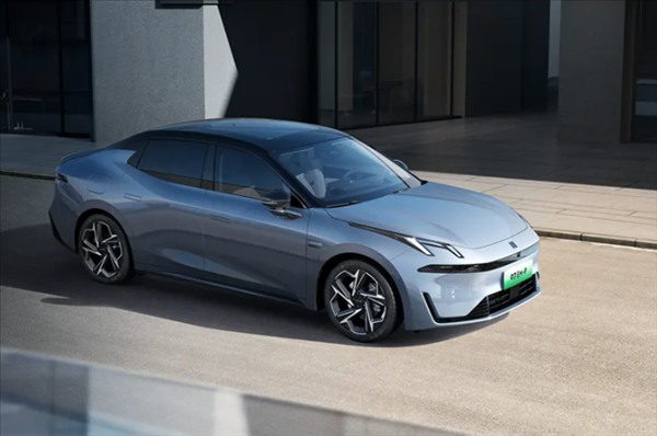 吉利又一車成了 領(lǐng)克07 EM-P第1萬臺量產(chǎn)下線：用時1個月