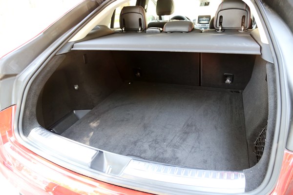 都市逍遙派 試駕奔馳GLE 450 AMG 4MATIC