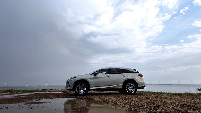 雨后見美景 雷克薩斯RX450hL懷來官?gòu)d游記