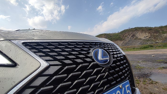 雨后見美景 雷克薩斯RX450hL懷來官?gòu)d游記