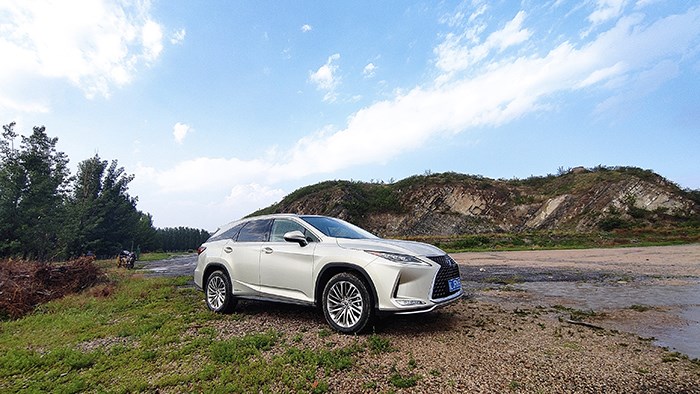 雨后見美景 雷克薩斯RX450hL懷來官?gòu)d游記