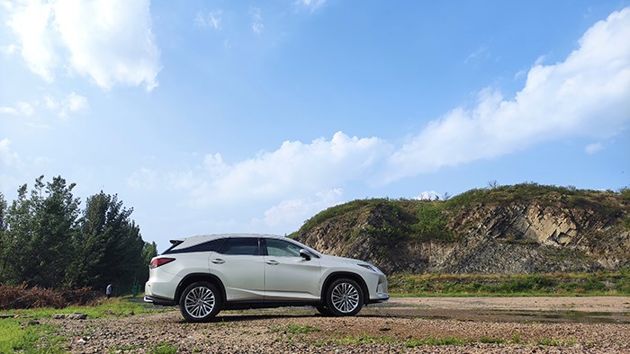 雨后見美景 雷克薩斯RX450hL懷來官?gòu)d游記