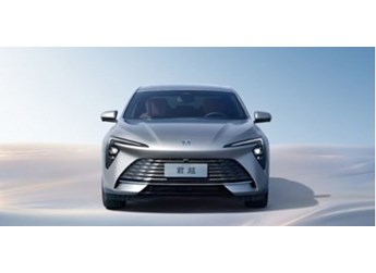 全新別克君越5月15日上市 這一體式6K曲面屏看著真不錯(cuò)