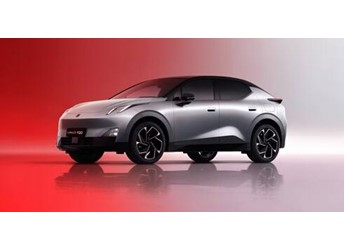 15萬(wàn)級(jí)純電王炸！領(lǐng)克Z20曜紅版正式上市：全球首創(chuàng)流光尾翼燈 封面圖