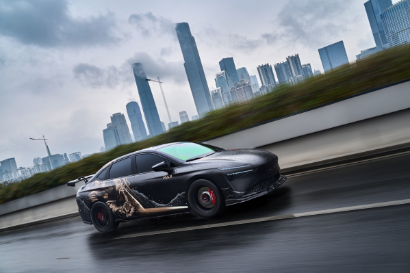 埃安AION S 黑龍MAX正式亮相 預(yù)計下半年開始上市