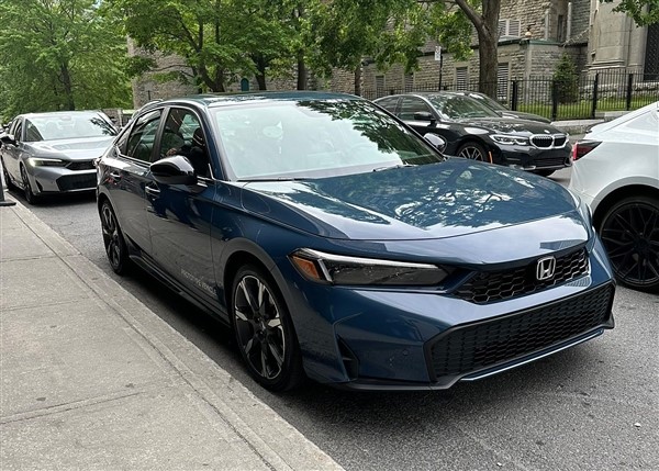 曾經(jīng)的合資神車(chē) 新款本田思域?qū)嵻?chē)曝光：排量大了、油耗低了