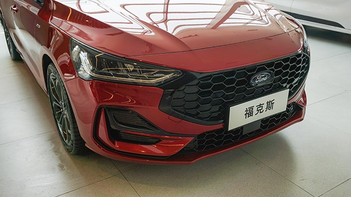 換回四缸全新面貌 萬車網(wǎng)實(shí)拍2022福特新款?？怂筍T