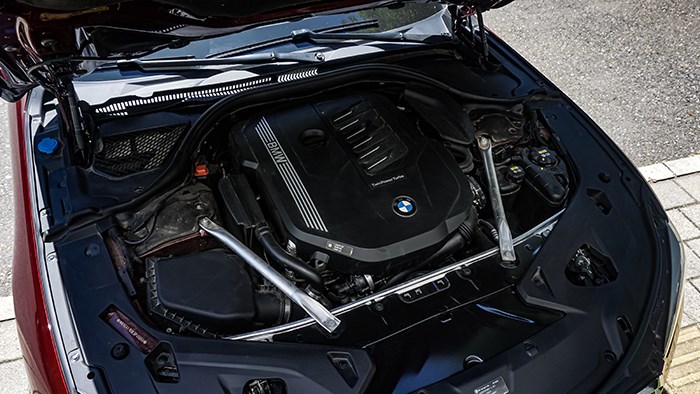 隨時(shí)變換角色 寶馬8系四門(mén)轎跑車(chē)評(píng)測(cè)