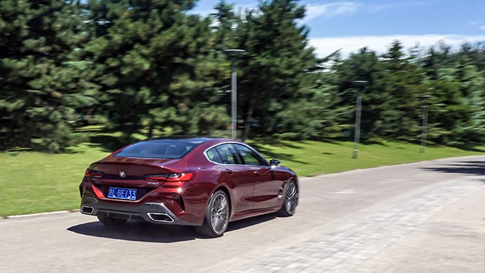 隨時(shí)變換角色 寶馬8系四門(mén)轎跑車(chē)評(píng)測(cè)