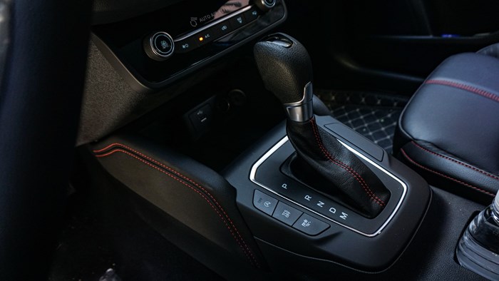 與風(fēng)為伴 試駕2022福特三廂?？怂筍T-Line