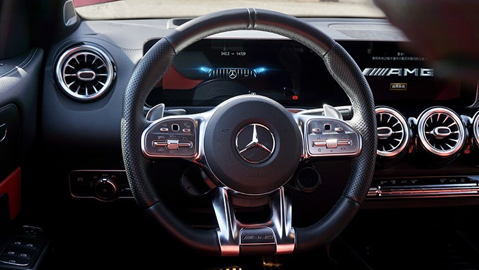 個(gè)性奶爸的選擇 奔馳GLB35 AMG評(píng)測(cè) 