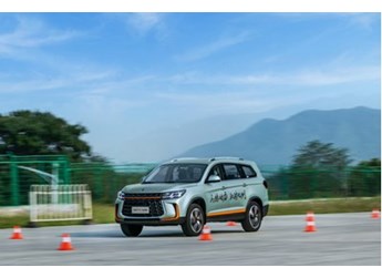 操控與實用兼顧的家用車，風(fēng)行T5馬赫版與捷途X70 PLUS誰能做到？ 封面圖