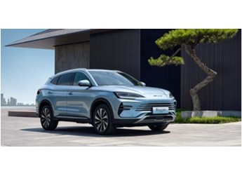 電比油低！比亞迪宋PLUS榮耀版正式上市 售12.98萬起