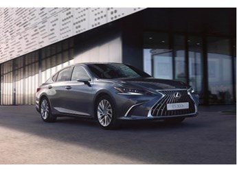 2022上半年燃油轎車保值率排名出爐 雷克薩斯ES堪稱理財產(chǎn)品 封面圖