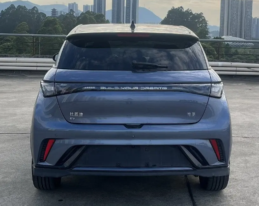 現(xiàn)款9.98萬起！比亞迪熱門小車海豚即將升級(jí)：續(xù)航有望提升