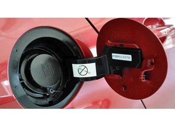 寶沃bx5油箱蓋開關(guān)在哪里