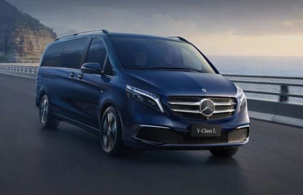 2022款奔馳V級正式上市 車頭可選兩種風格 47.88萬起