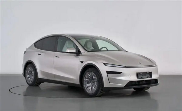 特斯拉Model Y L配置曝光！二排獨立座椅可放平 支持前后移動