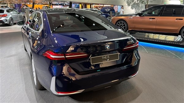 史上最巨爭議的寶馬5系：市場用腳投票了！